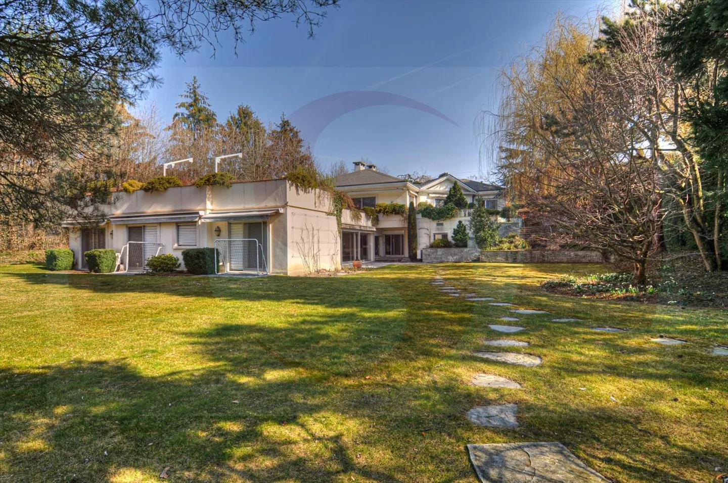 Meravigliosa casa con piscina interna - Foto 1 di 6