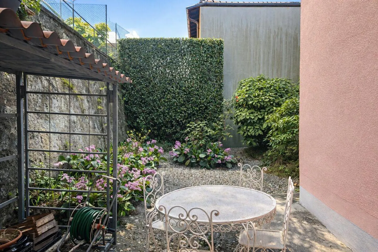Villa historique élégante avec jardin et terrasses au cœur de Balerna - Photo 8 sur 30