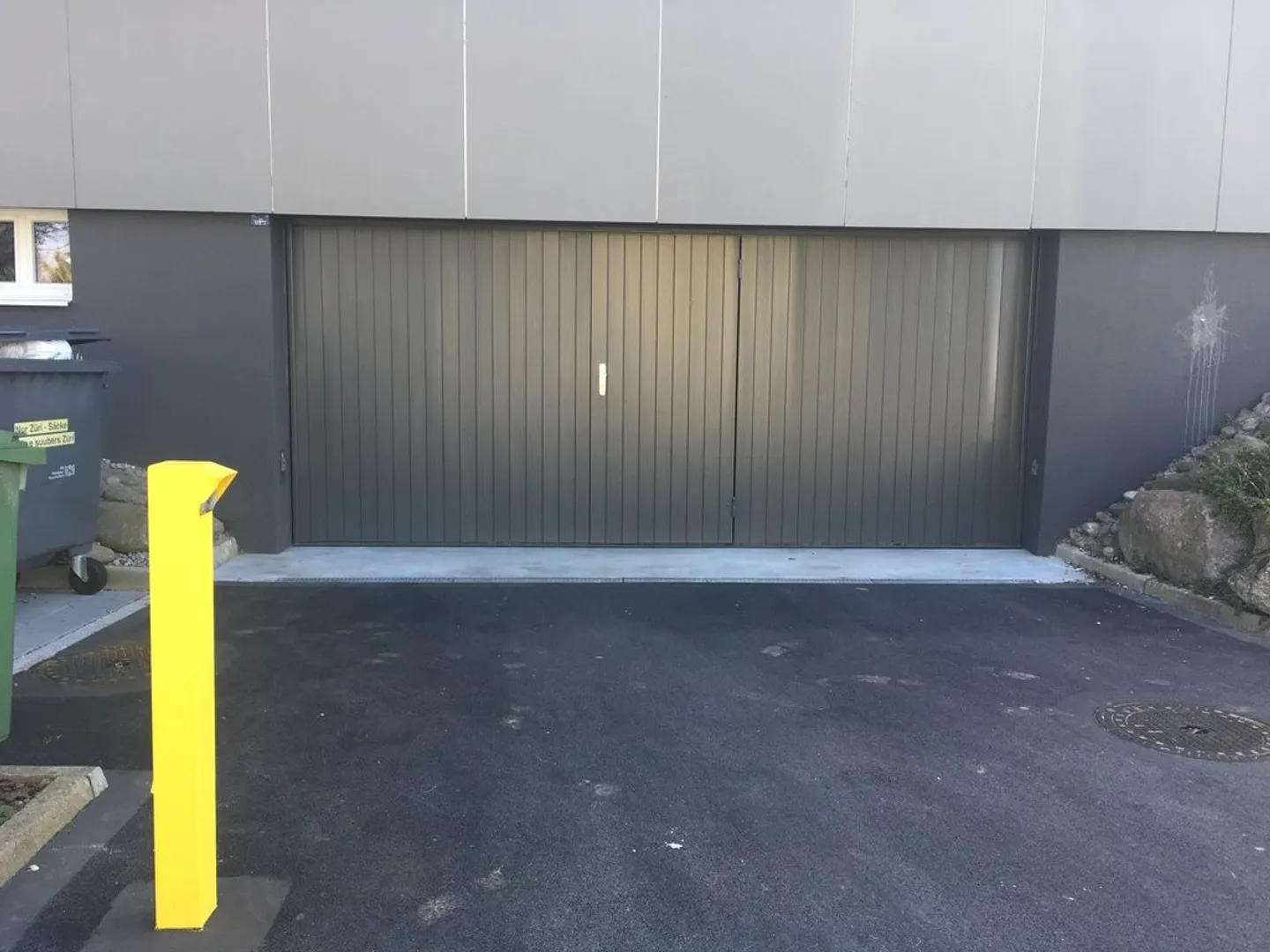 Cercate un parcheggio? - Foto 2 di 3