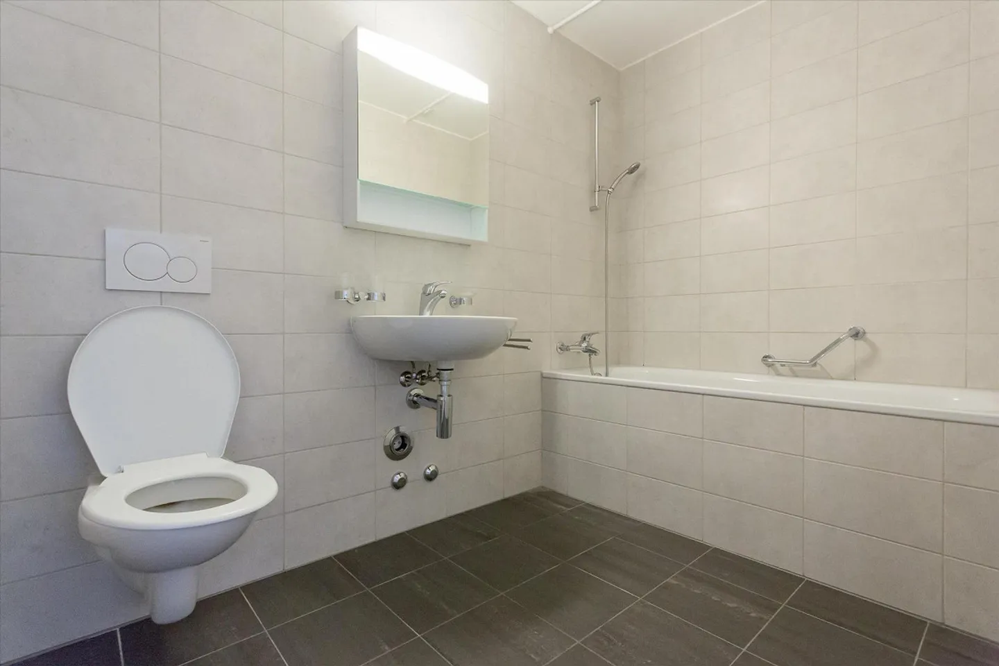 Geräumige und moderne Wohnung - Foto 4 von 7