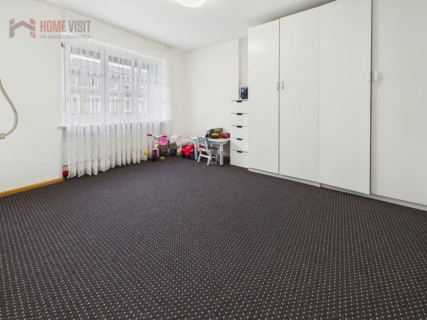 Vivere Urbano: Incantevole Appartamento di 4.5 Stanze a Basilea - Foto 7 di 9