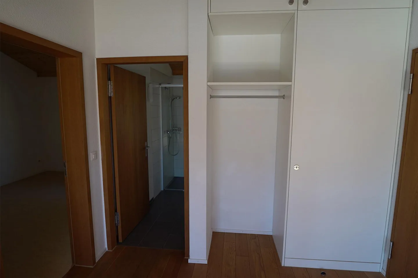 Looking for a new tenant for a sunny Minergie 3.5 room attic apartment - Photo 10 of 15