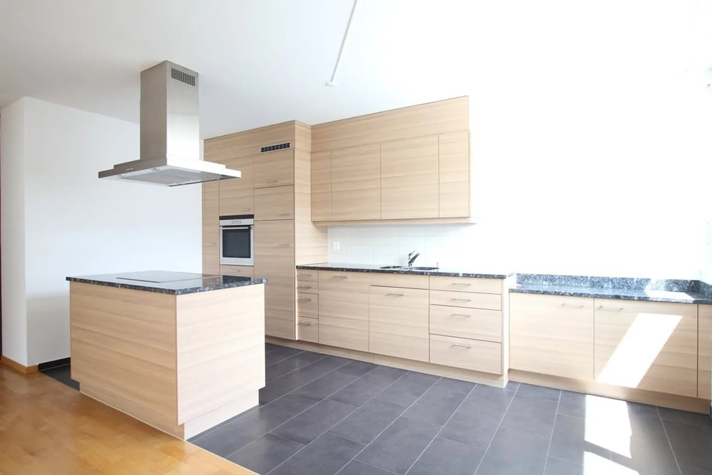 Vivre au cœur de la ville de Wil - Photo 4 sur 8