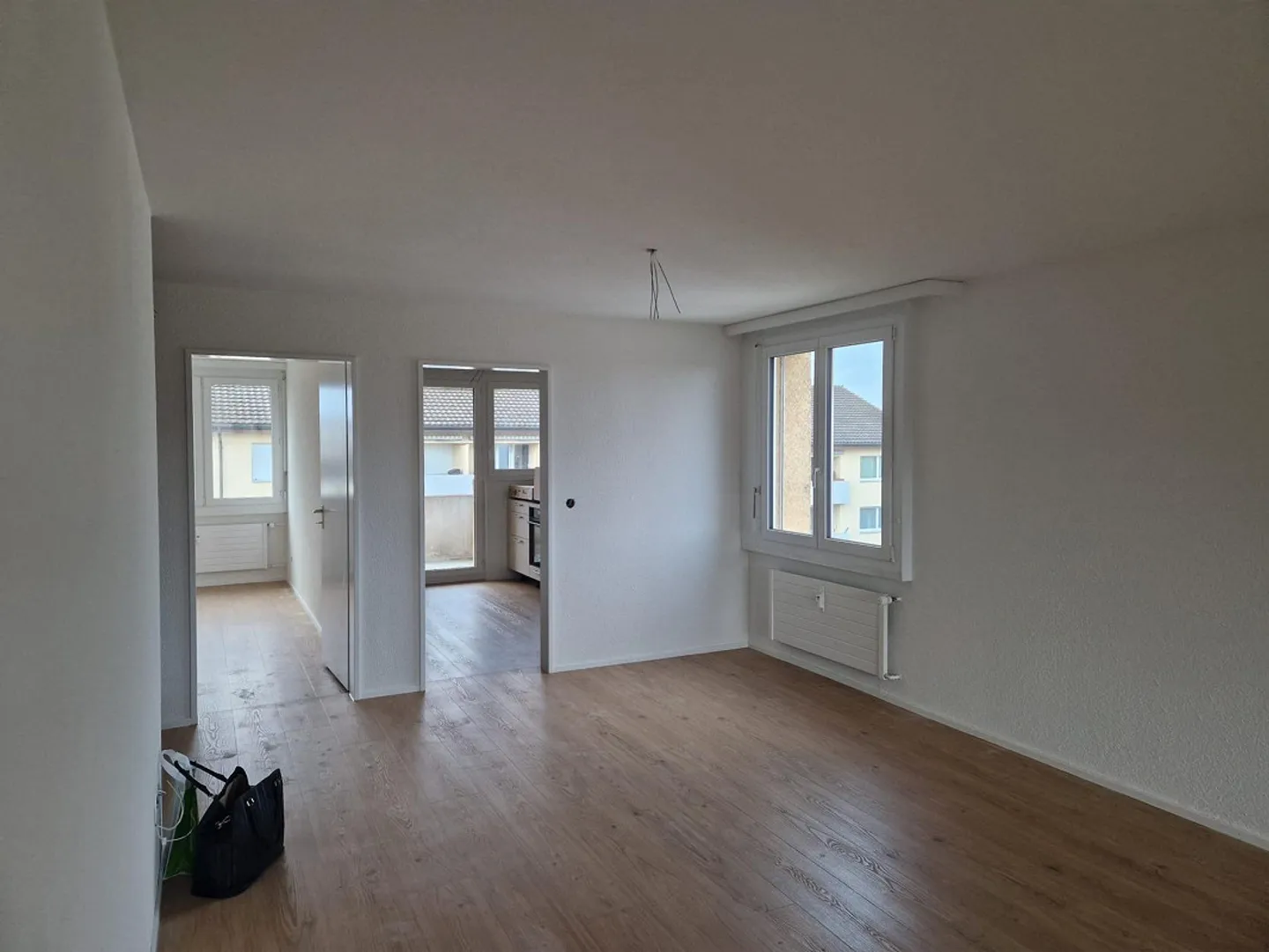 Deux appartements modernes de 3,5 pièces après rénovation complète - Photo 2 sur 5