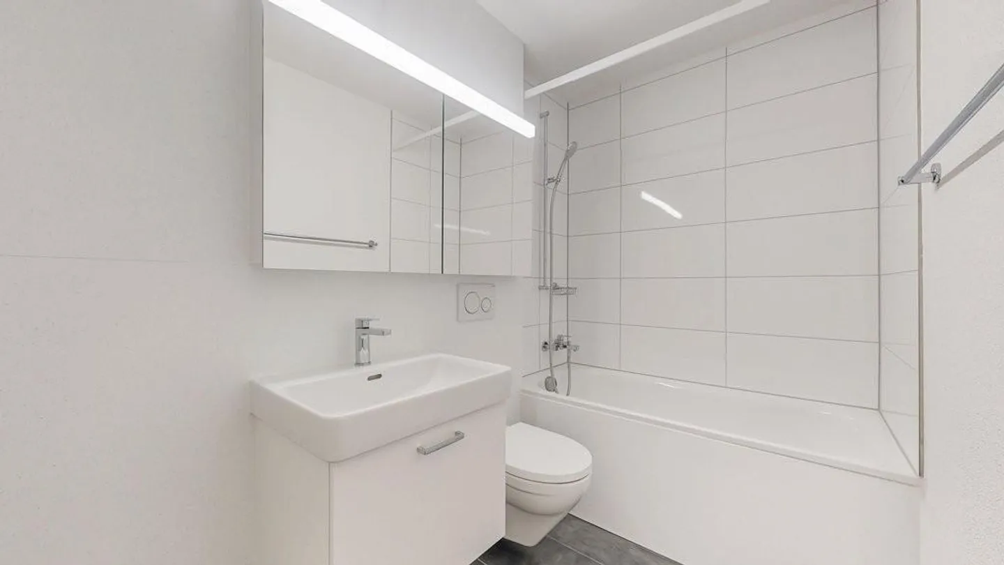 Appartamento di 4.5 locali recentemente ristrutturato - Foto 9 di 11