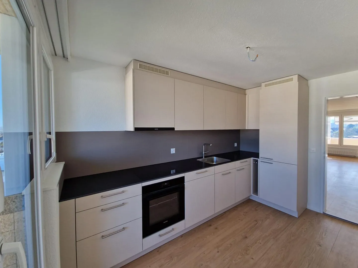 Deux appartements modernes de 3,5 pièces après rénovation complète - Photo 4 sur 5