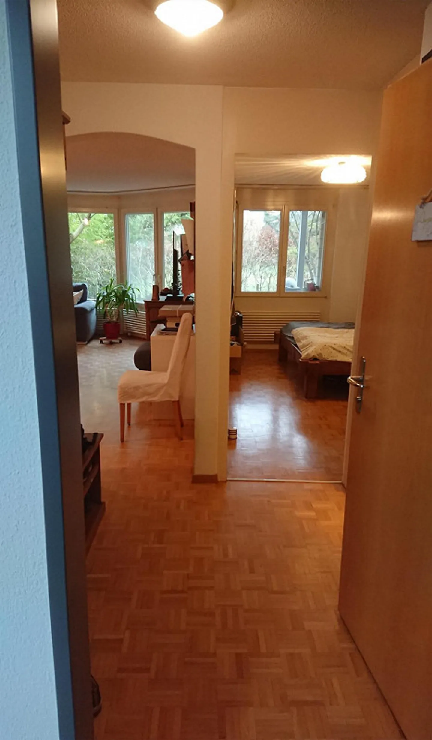 Bright & Modern Apartment in the Green - Photo 3 of 6