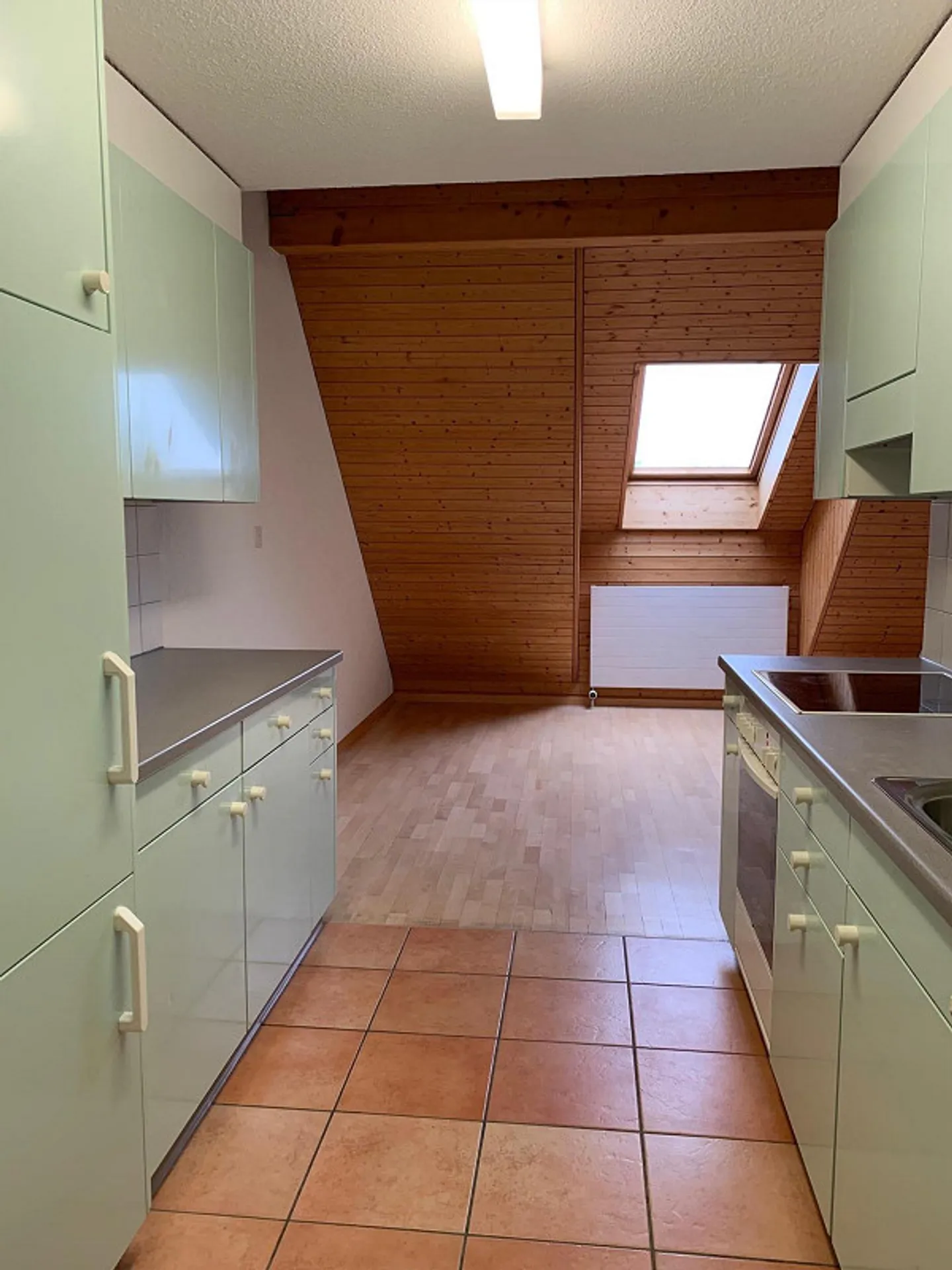 Beautiful 4.5 - Room - Maisonette Apartment - Photo 6 of 13