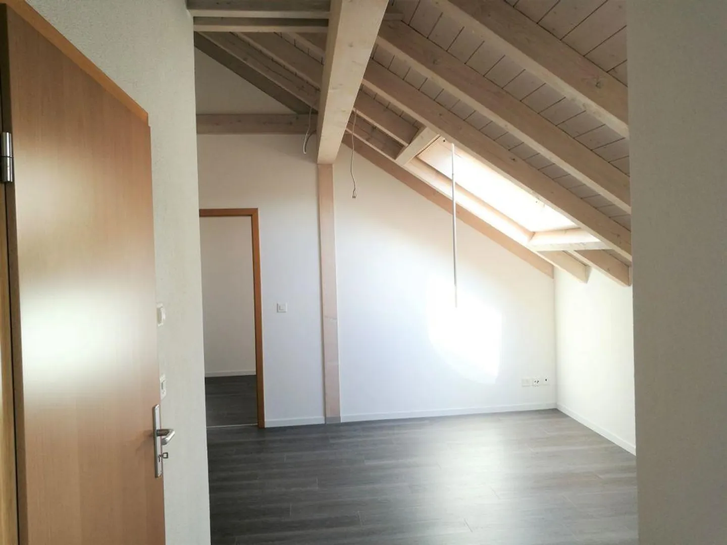 Appartement 2.5 pièces pour célibataires ! - Photo 4 sur 7