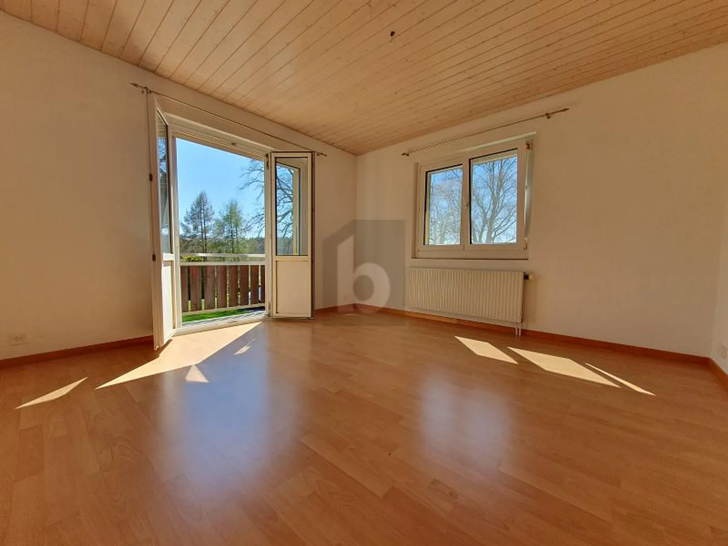 On the Ground Floor with Relaxation Garden - Photo 4 of 5