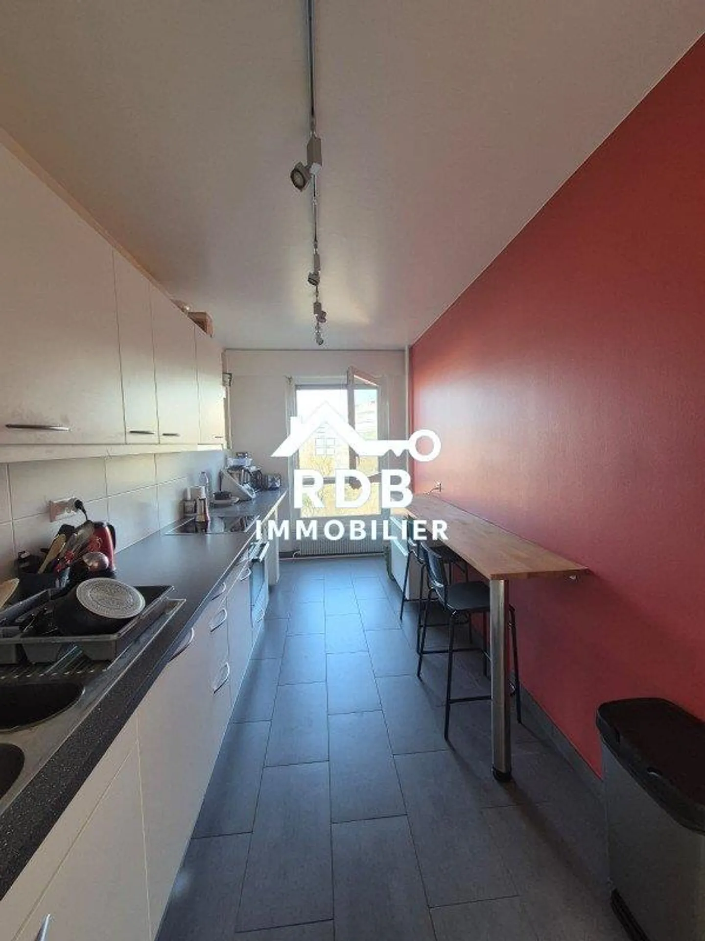 5.5-room apartment on the 4th floor located in Chêne Bougeries 1224 - Photo 3 of 4