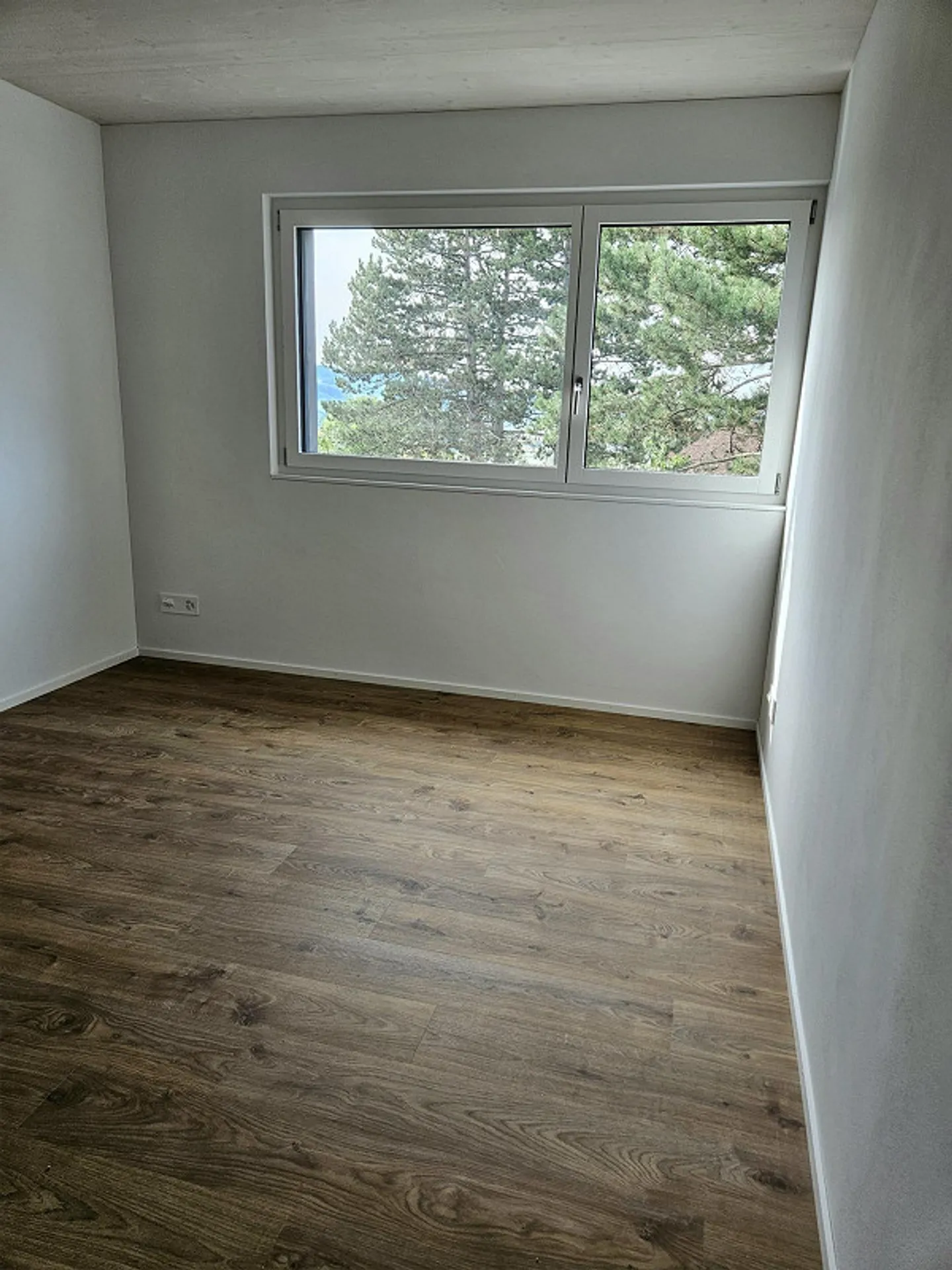 Erstvermietung: 3.5 Zimmer Neubau, 75 m² Sitzplatz, Balkon, Weitsicht - Photo 15 of 18