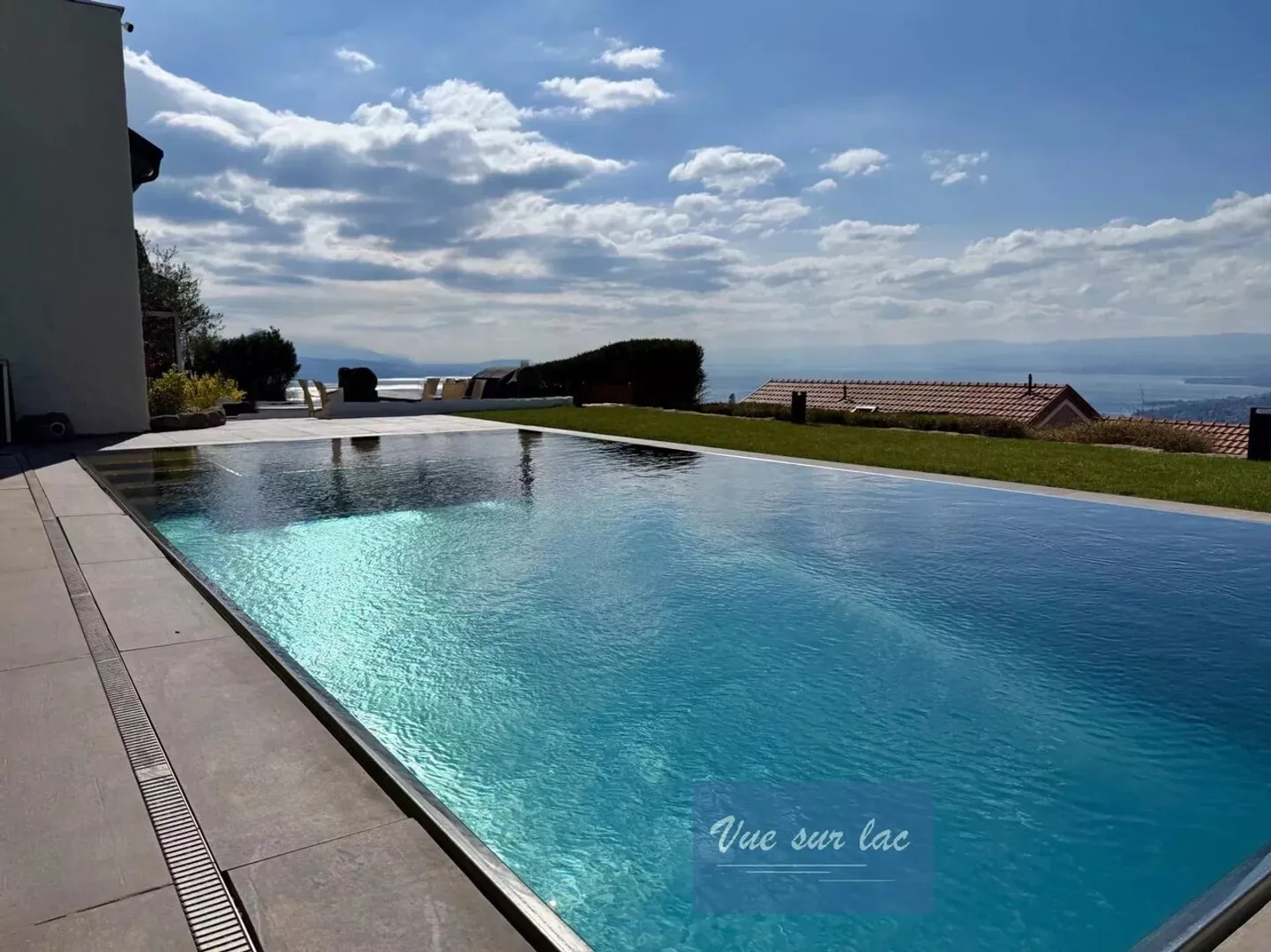 Maison d'Exception avec Vue - Photo 1 sur 13