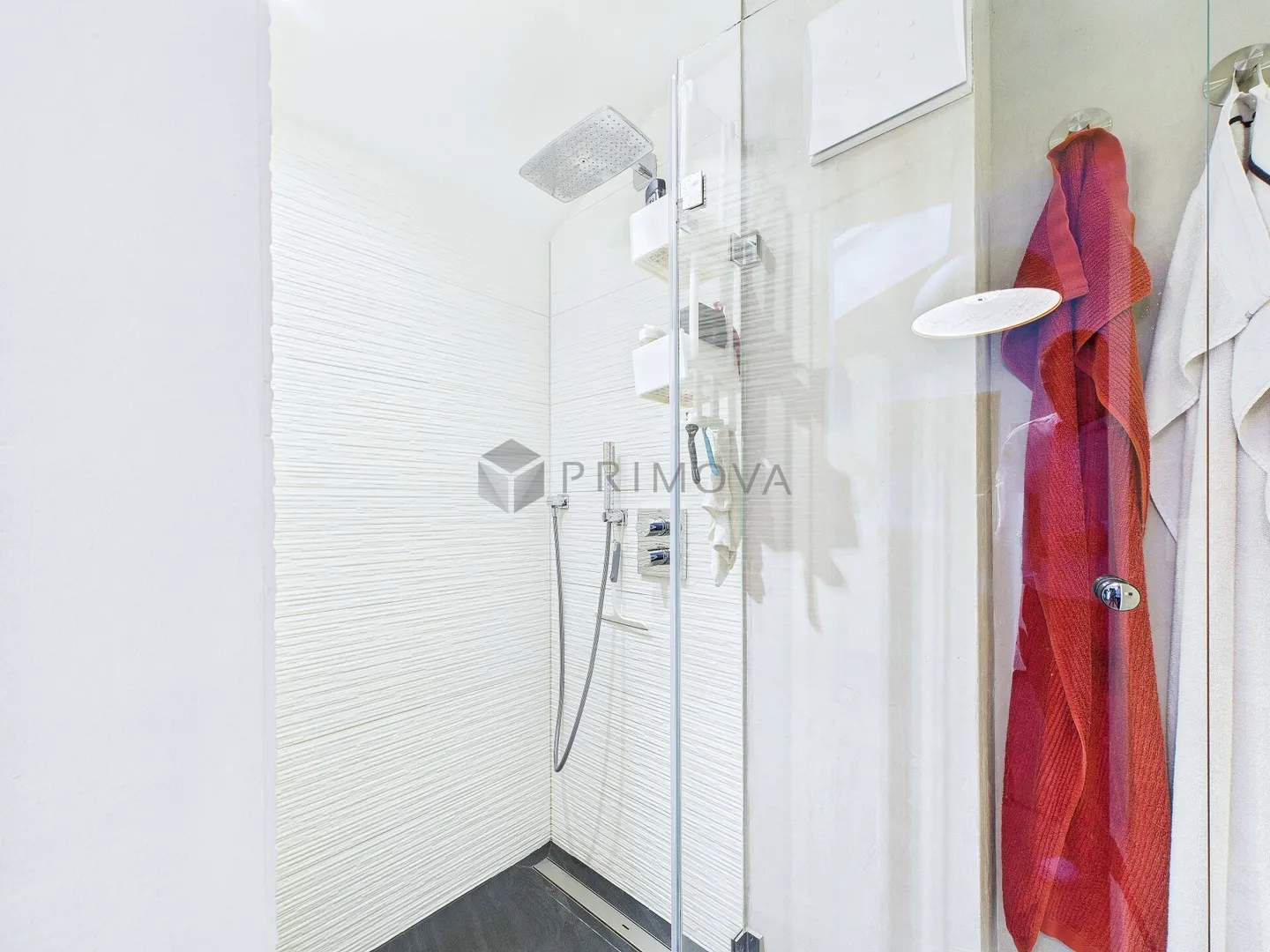 Vie moderne en maisonette : 3,5 pièces | 15 min. jusqu'à Bâle - Photo 10 sur 13