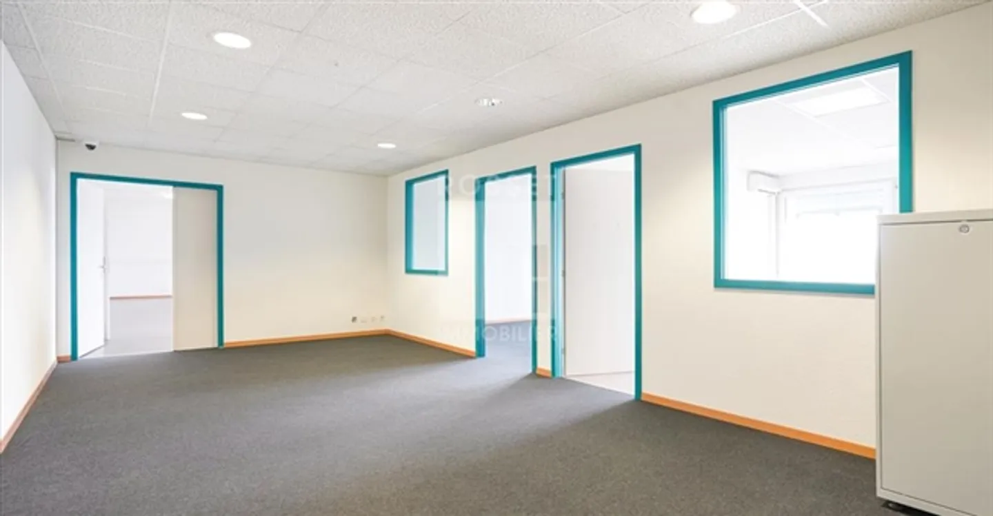 Industria - Foto 1 di 9