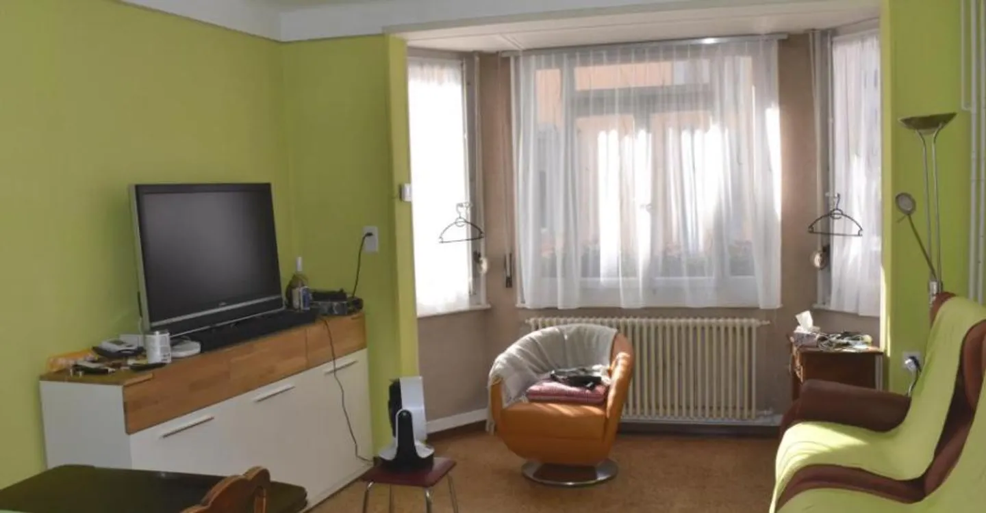 Reihenhaus 4.5 Zimmer - Foto 2 von 8