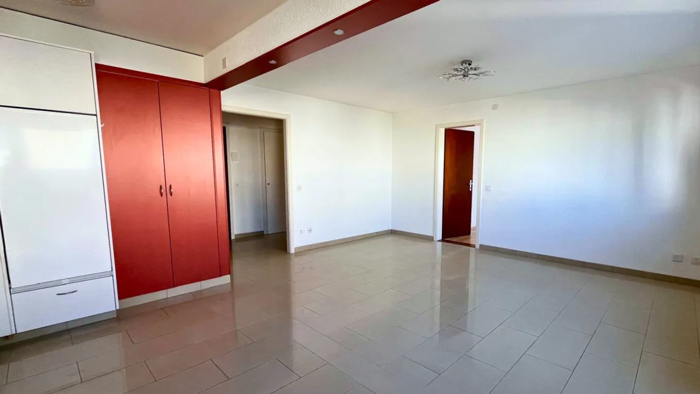 Appartement spacieux avec vue montagne - Photo 4 sur 11