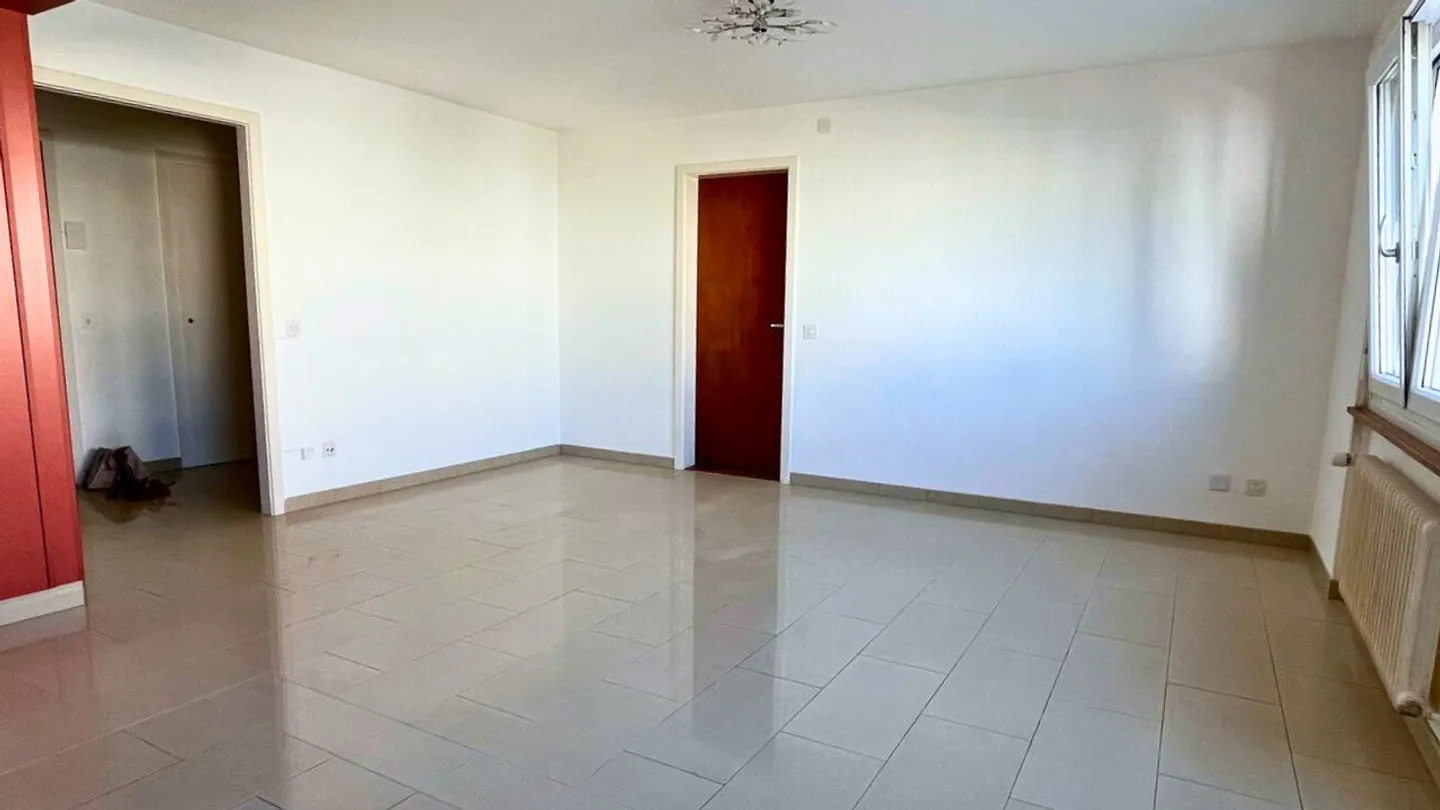 Appartement spacieux avec vue montagne - Photo 5 sur 11