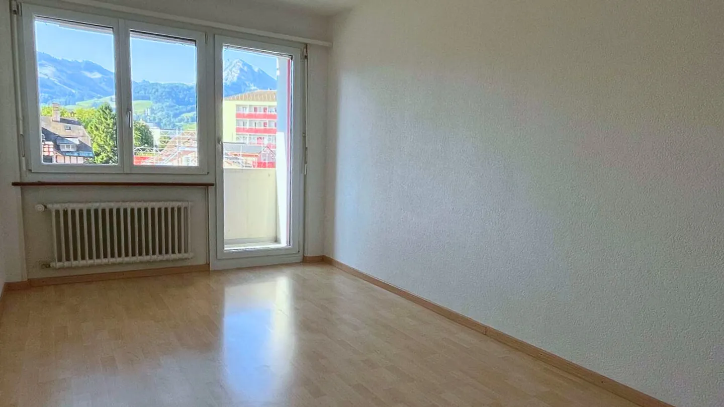 Appartement spacieux avec vue montagne - Photo 7 sur 11