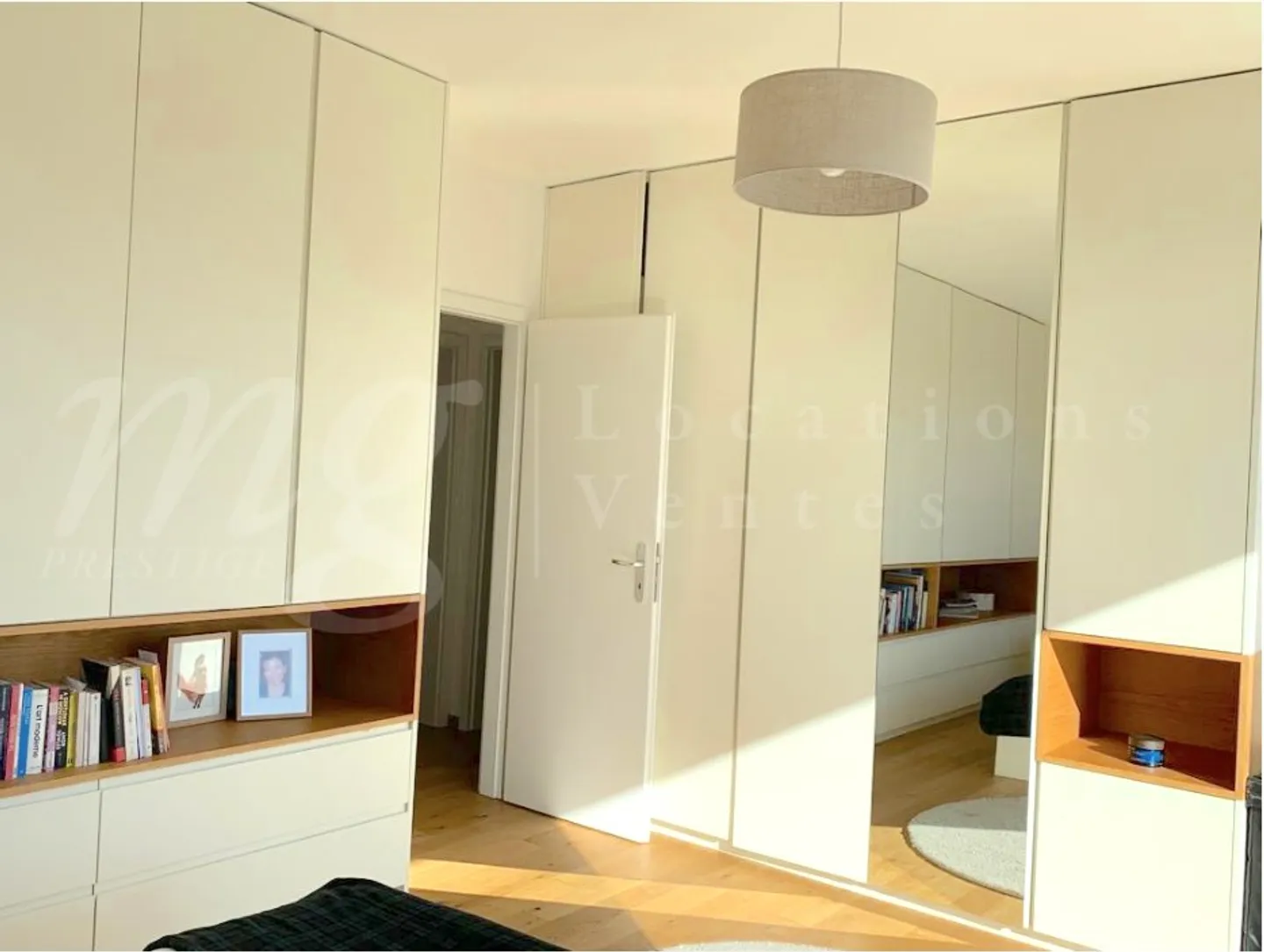 Bella casa moderna con 6 stanze e giardino a sud - Foto 7 di 16