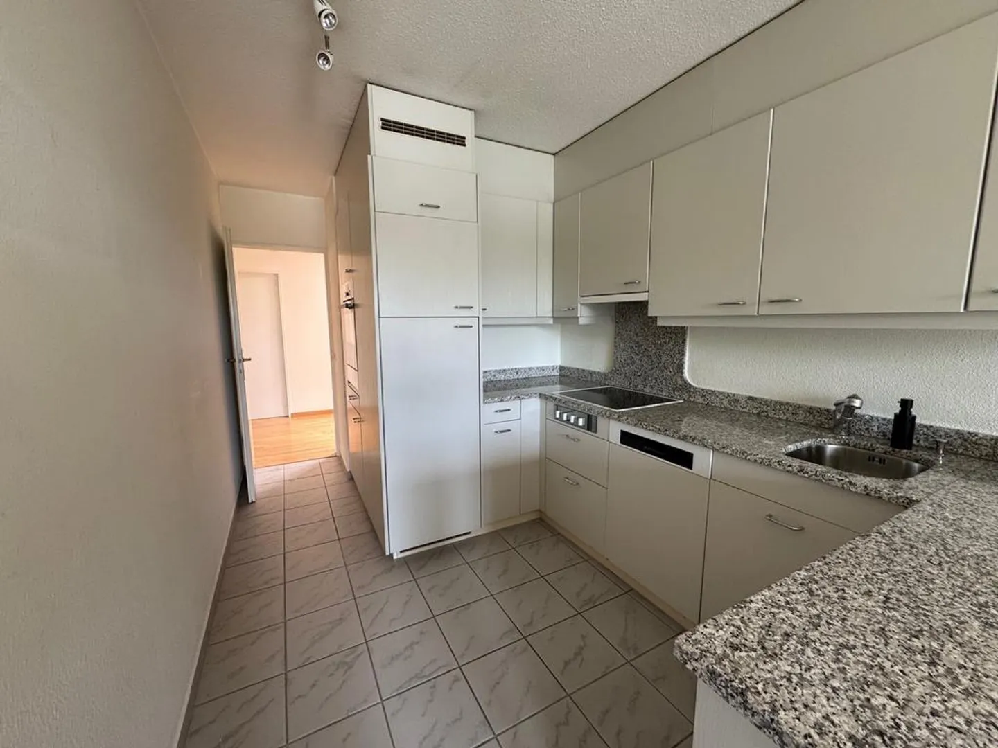 Charmante Wohnung in Zürich - Foto 6 von 7