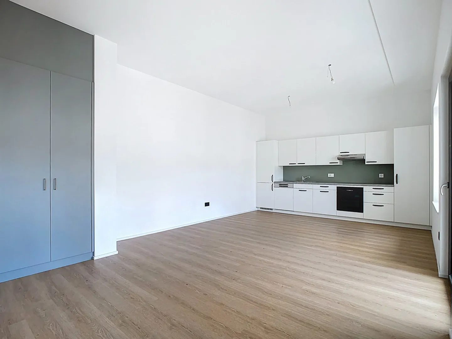 Wohnung mit Rahmen 2,5 Zimmer mit Balkon - Foto 4 von 11