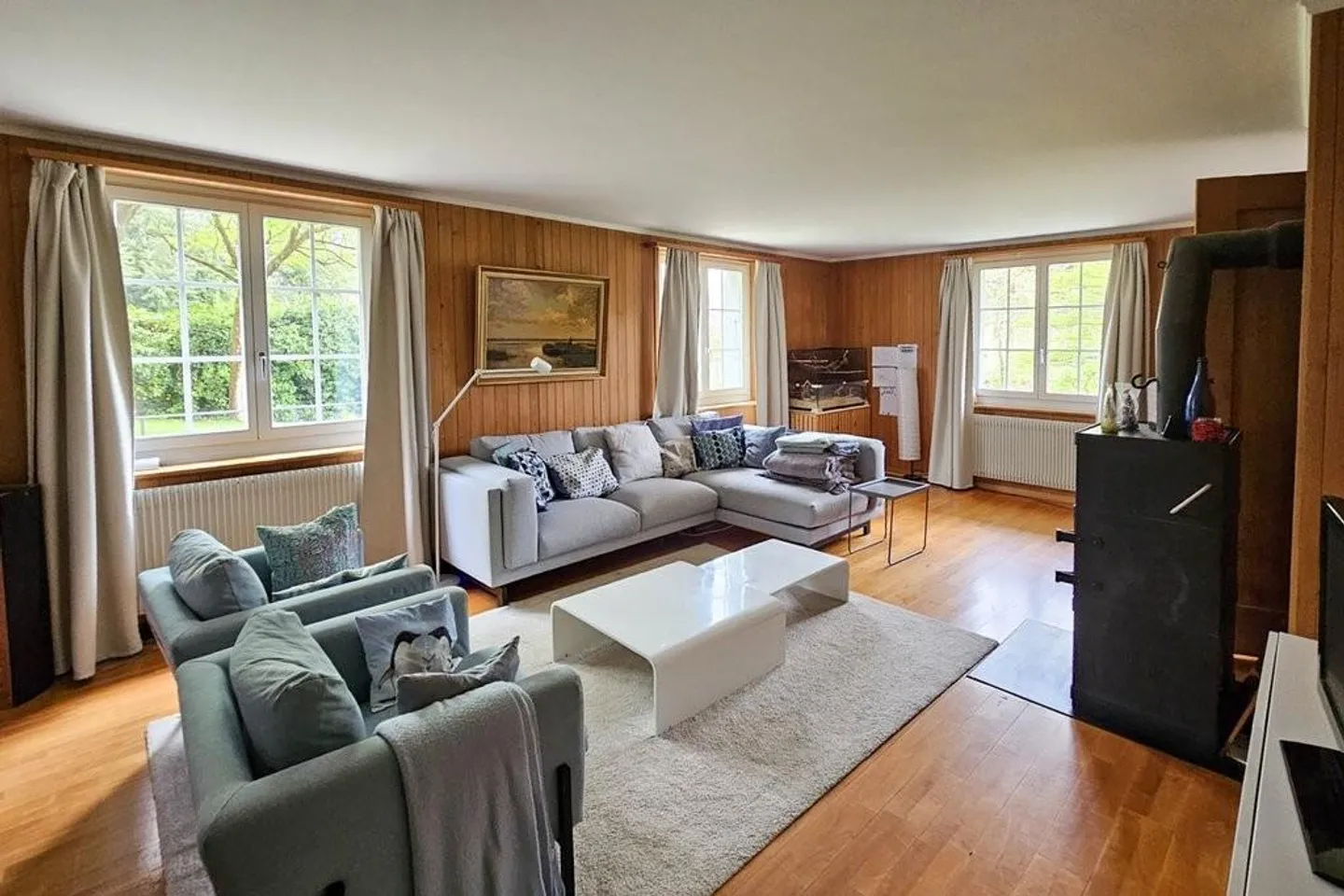 Appartement familial spacieux sur deux étages ! - Photo 2 sur 9