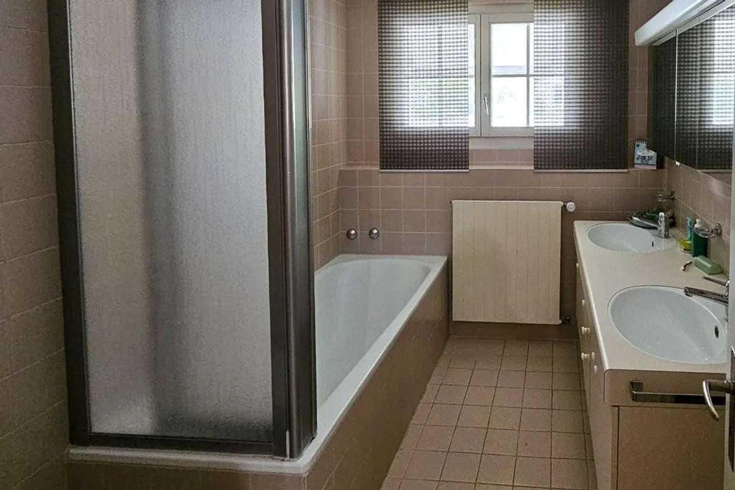 Appartement familial spacieux sur deux étages ! - Photo 6 sur 9