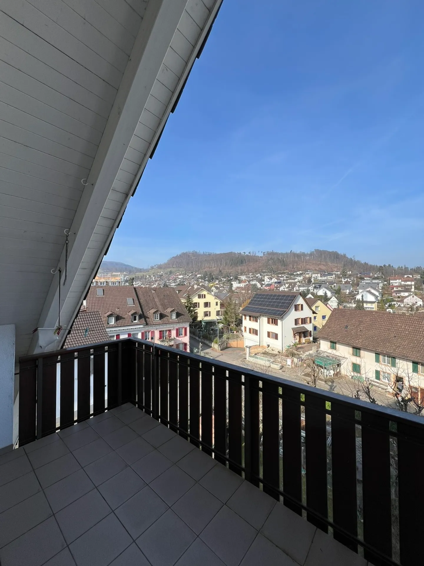 Maisonette de 3,5 pièces avec un balcon de rêve et une salle de loisirs - Photo 14 sur 17