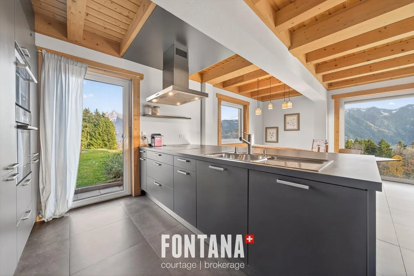 Chalet Ma Cabane in Leysin - Photo 10 of 13