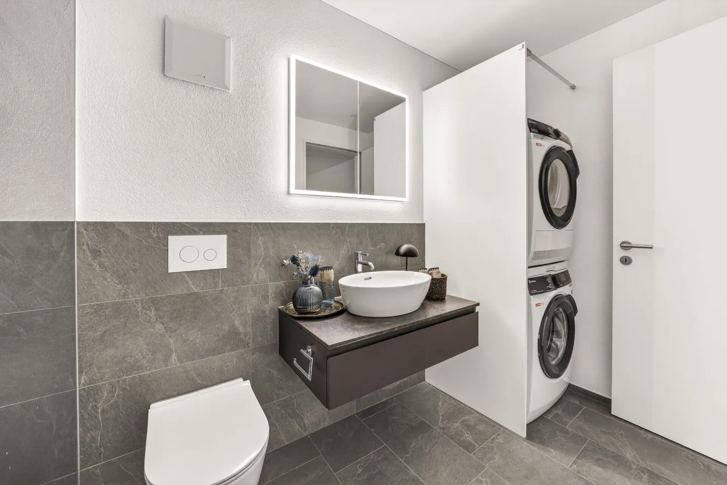 Exklusive Gartenwohnung im ruhigen Quartier - Foto 7 von 14