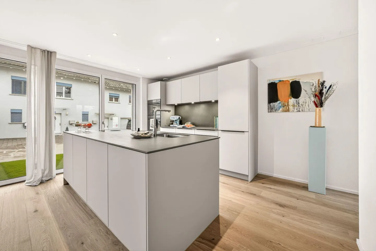 Exklusive Gartenwohnung im ruhigen Quartier - Foto 1 von 14