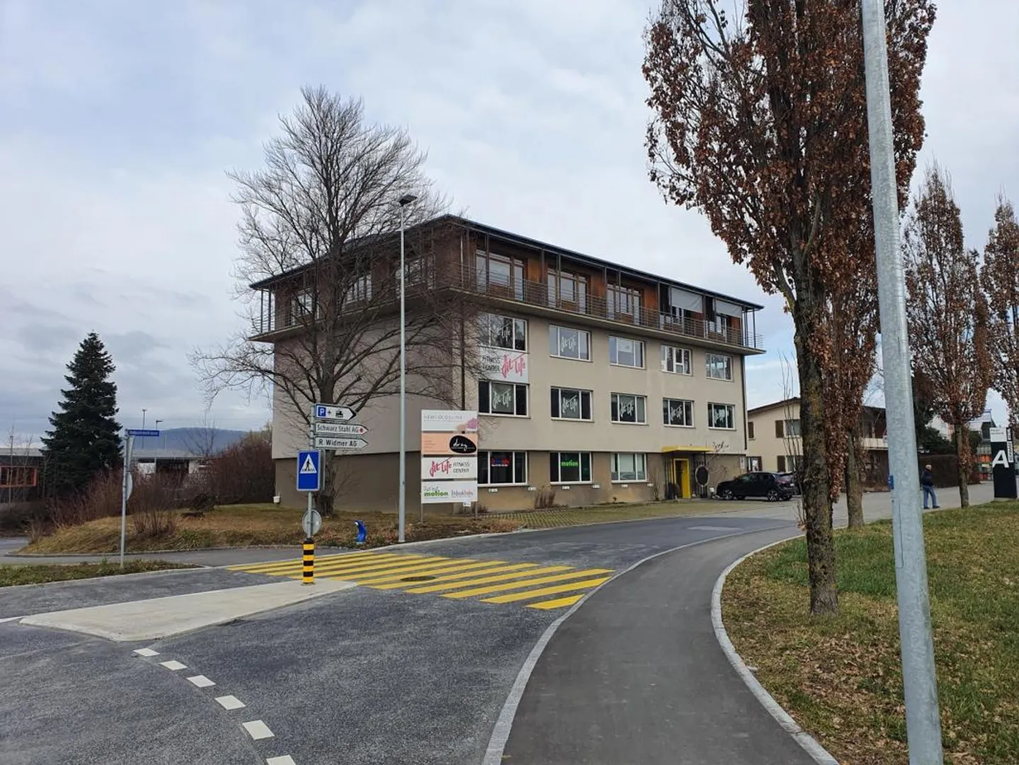Showroom / Ufficio / Spazio espositivo cercasi direttamente alla stazione - Foto 3 di 7