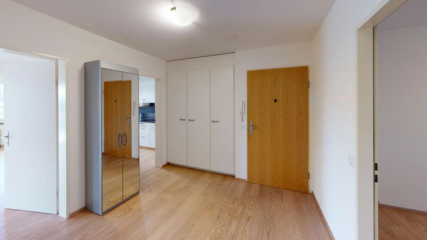 Stilvolle 4.5 Zimmer-Wohnung - sofort einzugsbereit - Foto 5 von 18