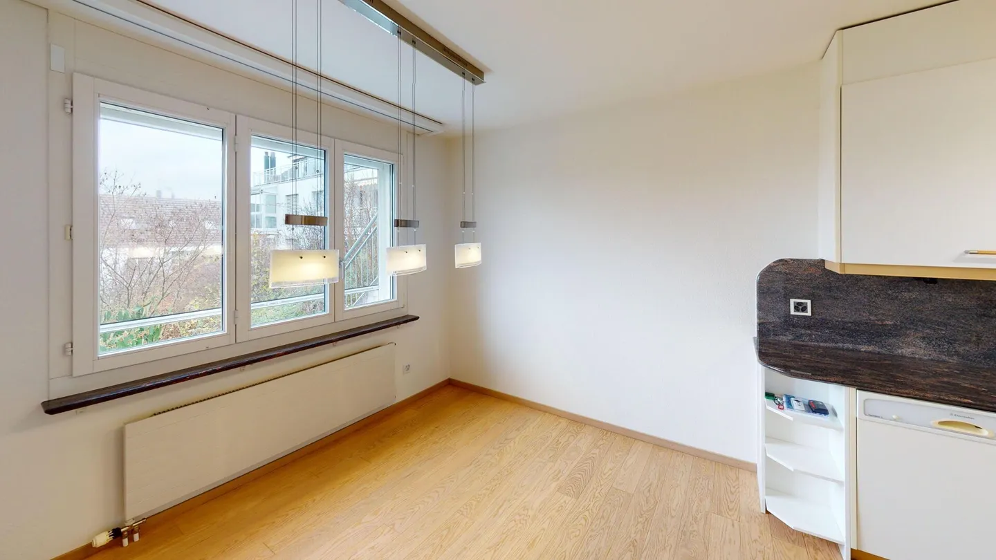 Stilvolle 4.5 Zimmer-Wohnung - sofort einzugsbereit - Foto 7 von 18