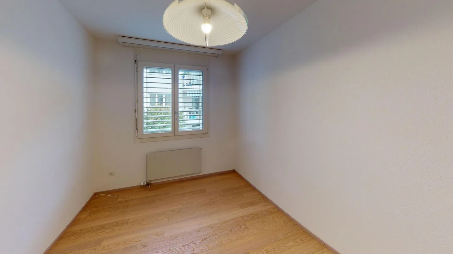 Stilvolle 4.5 Zimmer-Wohnung - sofort einzugsbereit - Foto 8 von 18