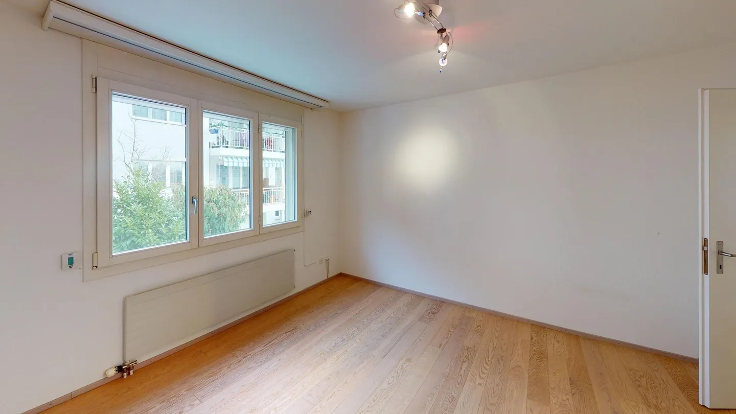 Stilvolle 4.5 Zimmer-Wohnung - sofort einzugsbereit - Foto 10 von 18