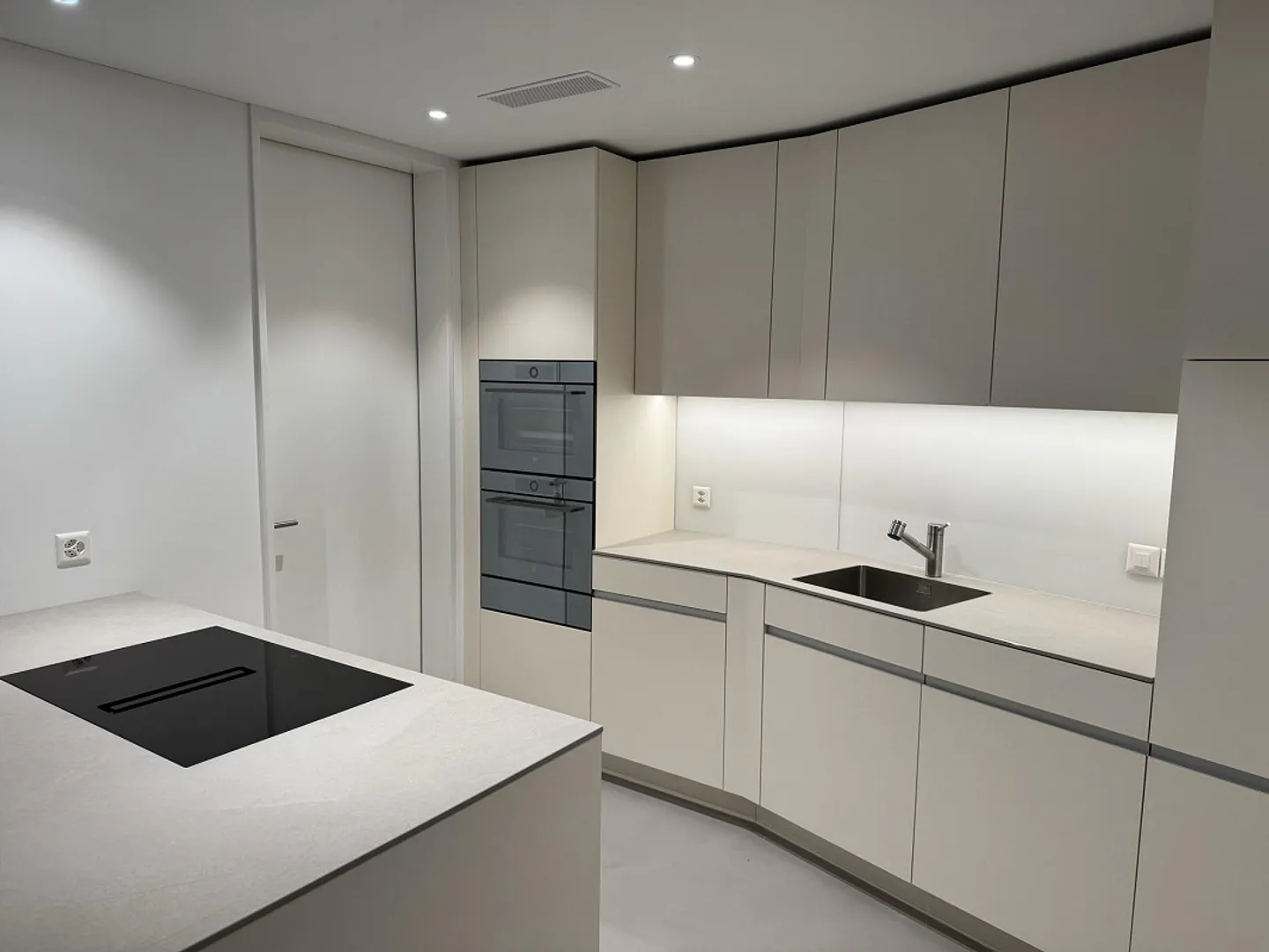 First Occupancy Grossfeldquartier Seewen – Living 4.5 Rooms with a View - Photo 3 of 19