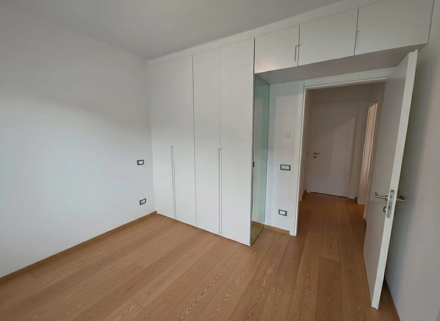 3.5 Room Apartment - Photo 4 of 9