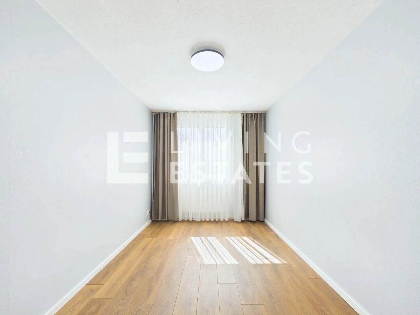 TERRACE HOUSE WITH PANORAMIC VIEW AND INDIVIDUAL LIGHT CONCEPT - Photo 21 of 27