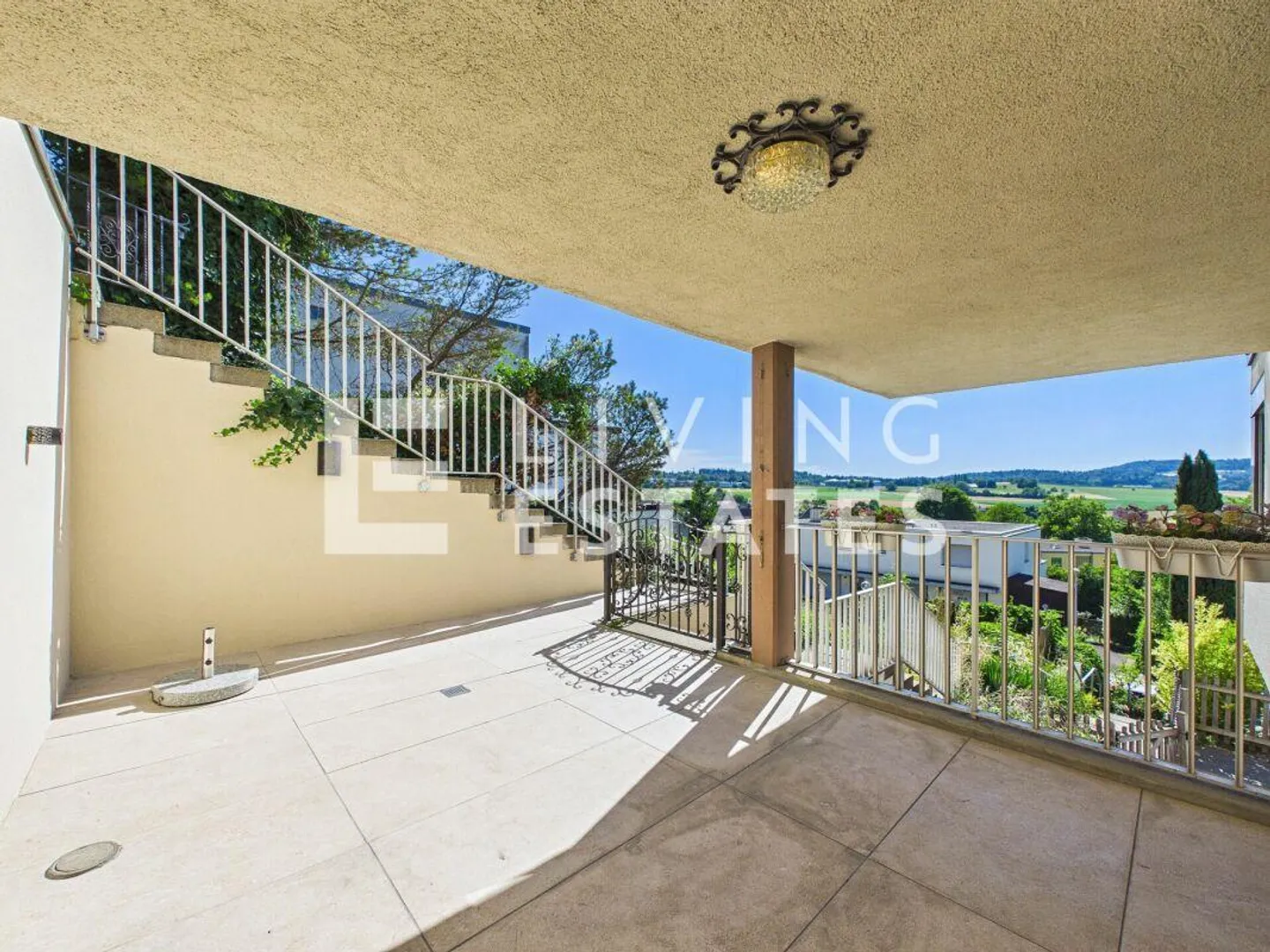 TERRACE HOUSE WITH PANORAMIC VIEW AND INDIVIDUAL LIGHT CONCEPT - Photo 23 of 27