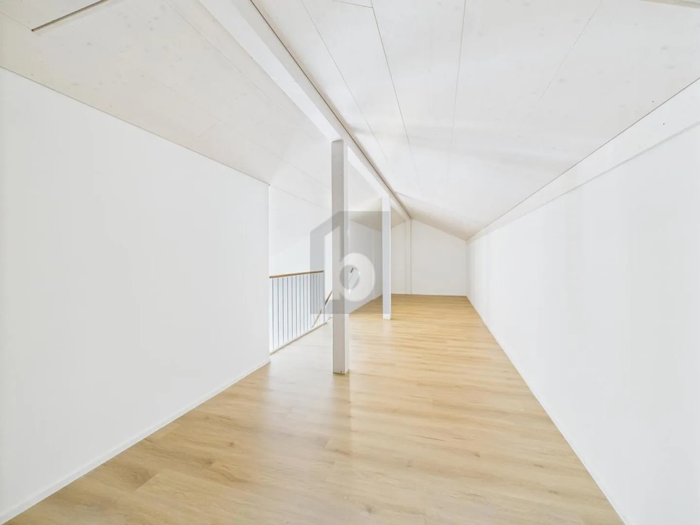 ALTE SOFFITTE CON GALLERIA PRIVATA! - Foto 5 di 6