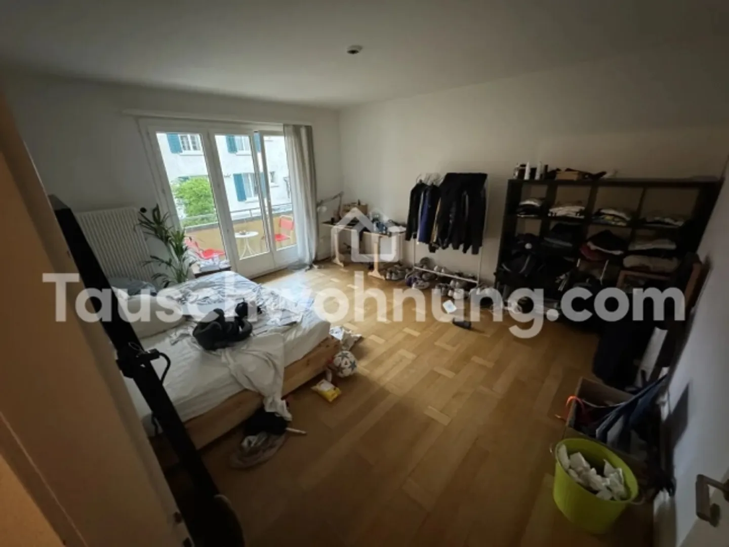 Charming 2.5 Room Apartment Directly Above the Upper Letten - Photo 1 of 6