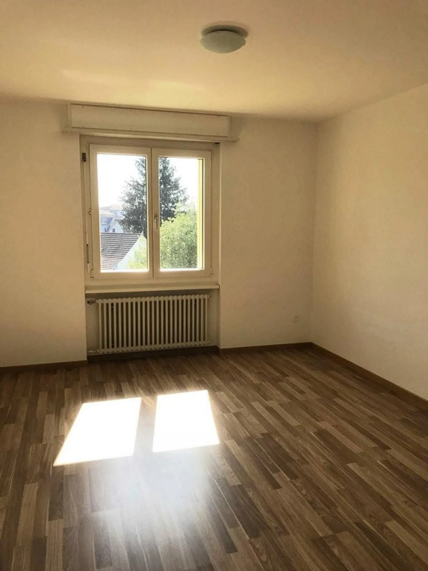 Attractive 3.5-room apartment for rent from September 16, 2026 - Photo 6 of 8