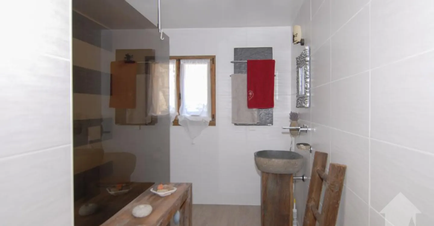 Charming Chalet - Photo 8 of 10