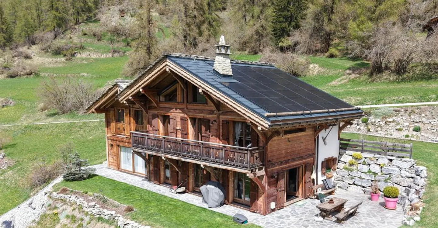 Charming Chalet - Photo 9 of 10