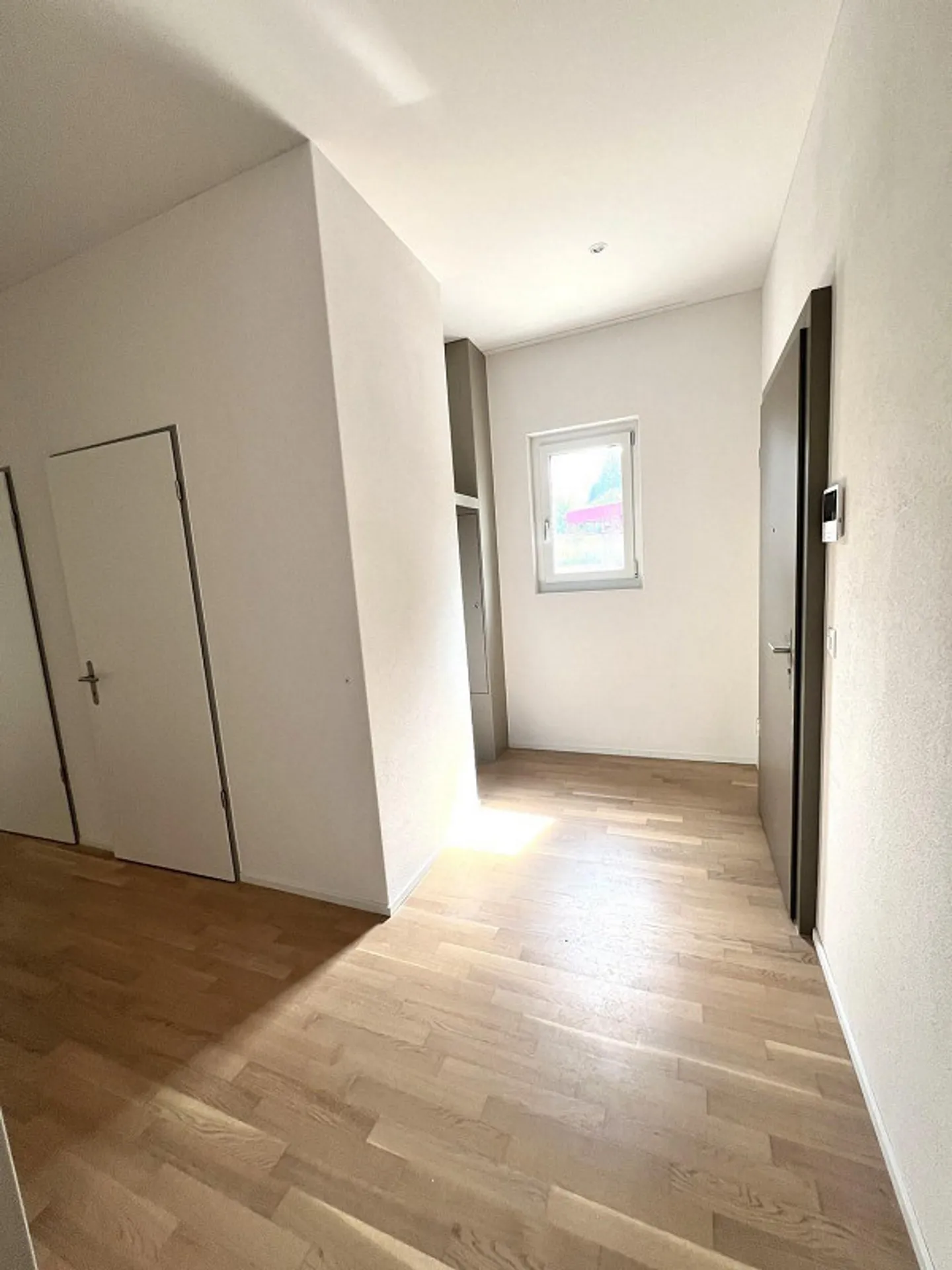 Nuovo appartamento di 3,5 stanze in affitto - Foto 2 di 11