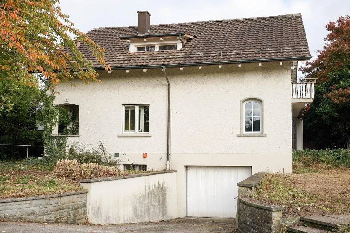 Bauland mit zwei bestehenden Einfamilienhäusern - Foto 2 von 8