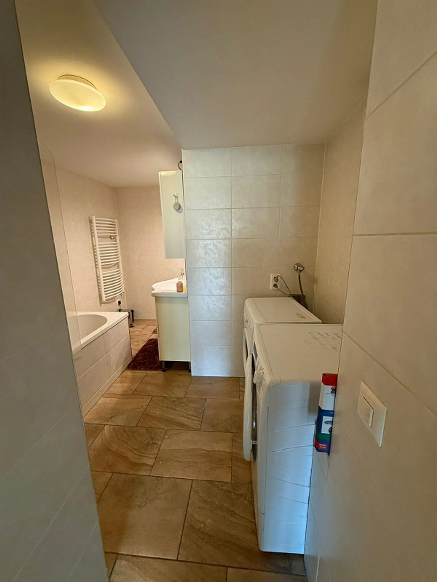 Renovierte 2.5 Zimmer Wohnung - Foto 9 von 11