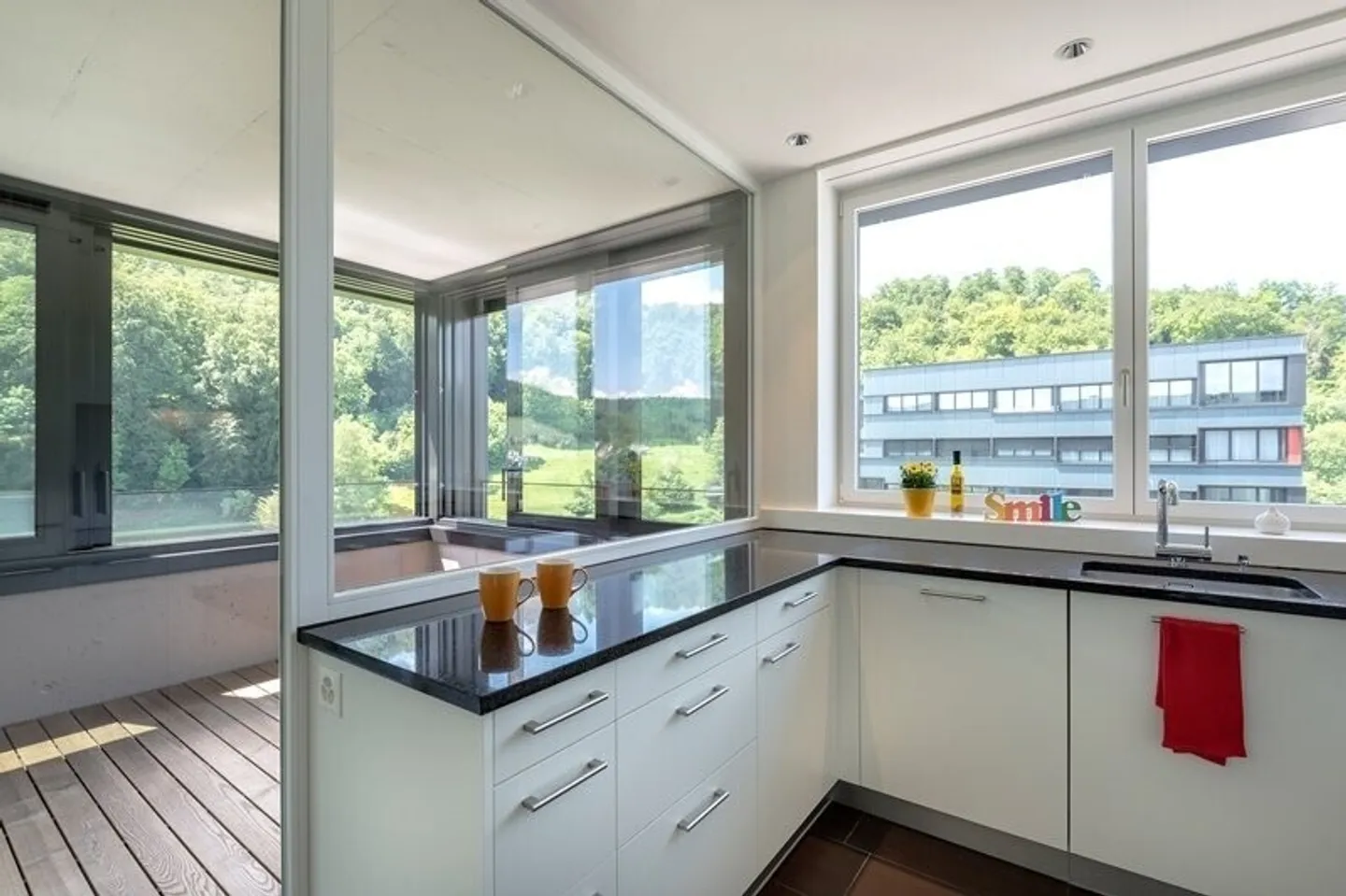 In the heart of the city yet in the green - Photo 6 of 10